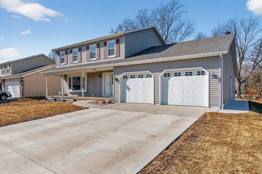 4820 Lindbergh Drive, Bettendorf, IA 52722 - #2