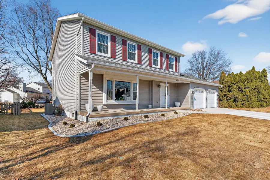 4820 Lindbergh Drive, Bettendorf, IA 52722 - #3