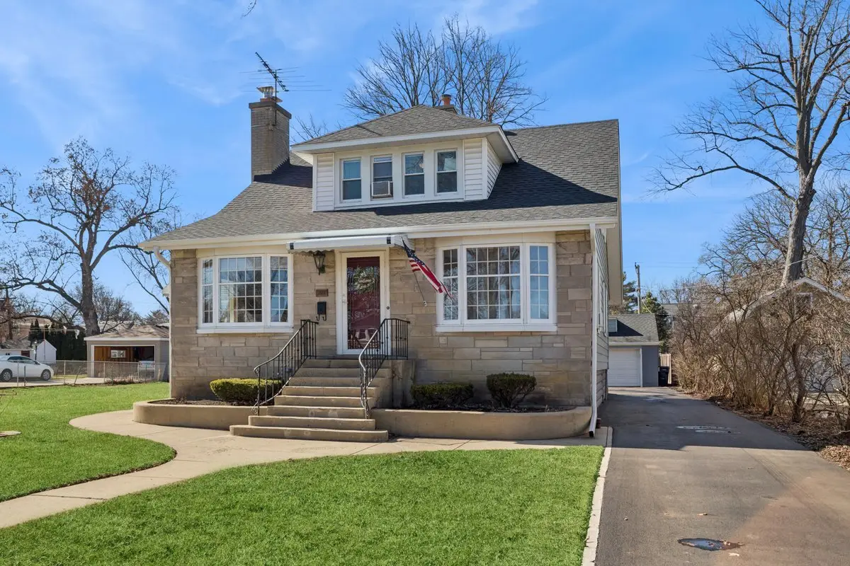 520 S Cornell Avenue, Villa Park, IL 60181 - #1