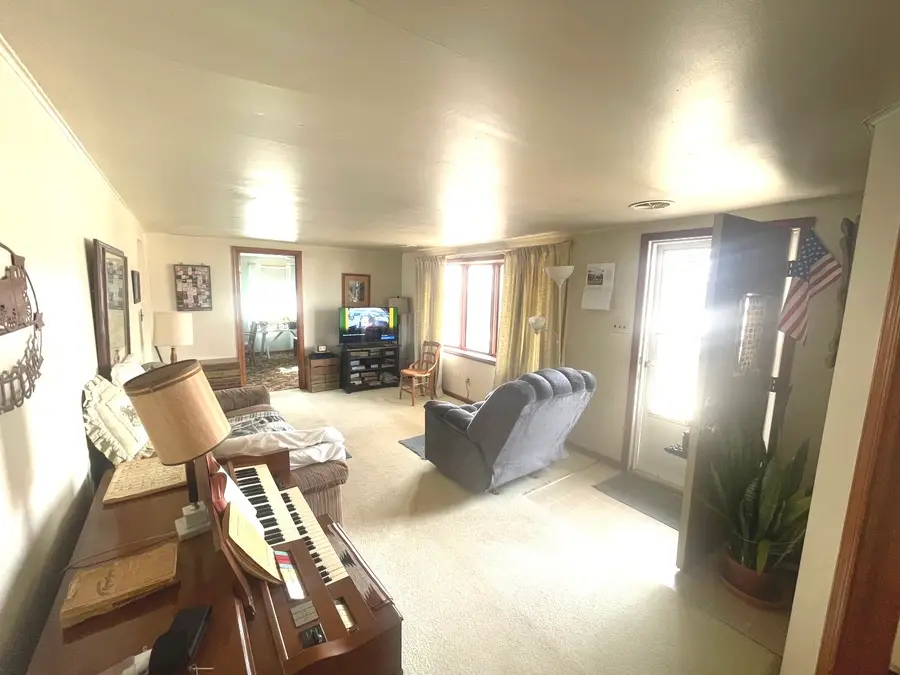 250 N Levasseur Avenue, Bourbonnais, IL 60914 - #2