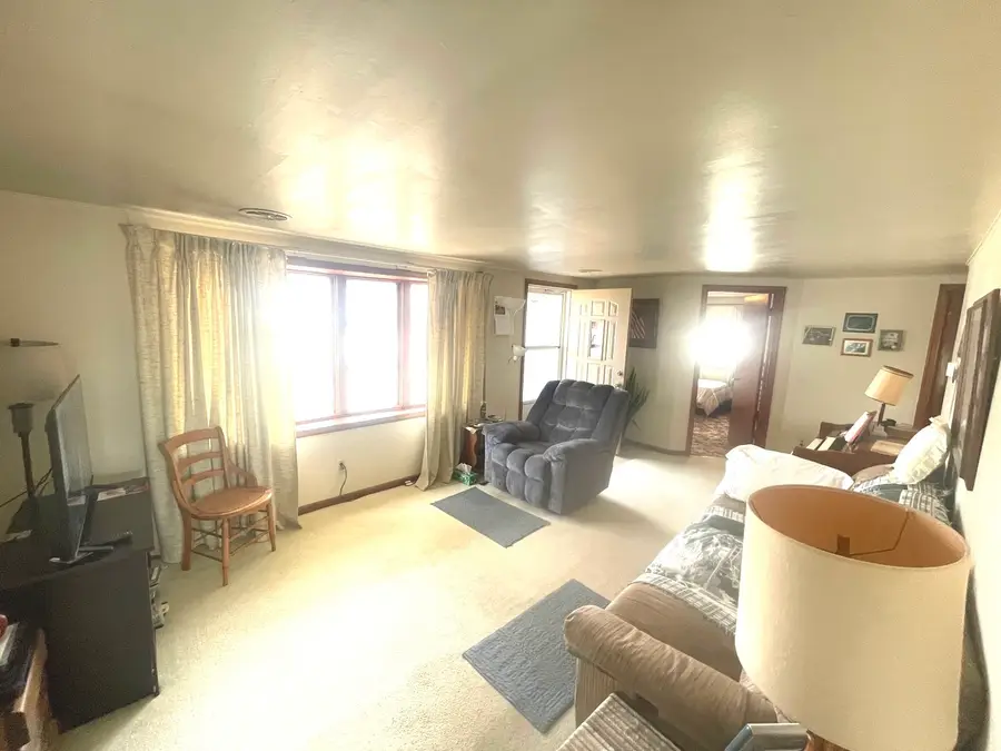 250 N Levasseur Avenue, Bourbonnais, IL 60914 - #3