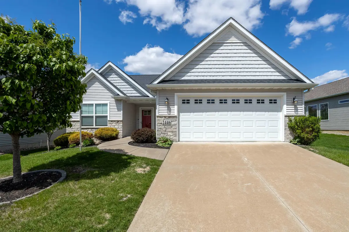 2446 Pheasant Creek Circle, Davenport, IA 52807 - #1