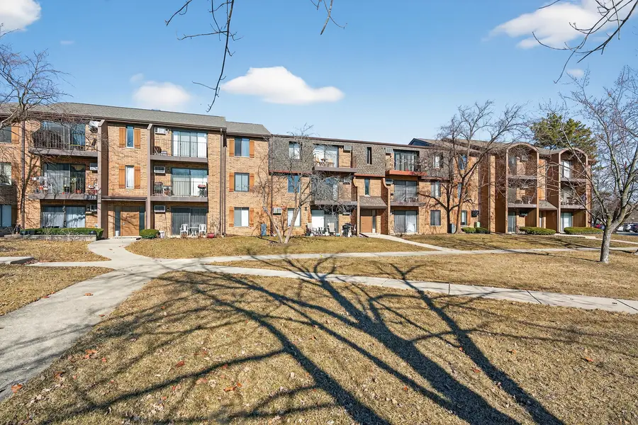 734 N Briar Hill Lane #3, Addison, IL 60101 - #2