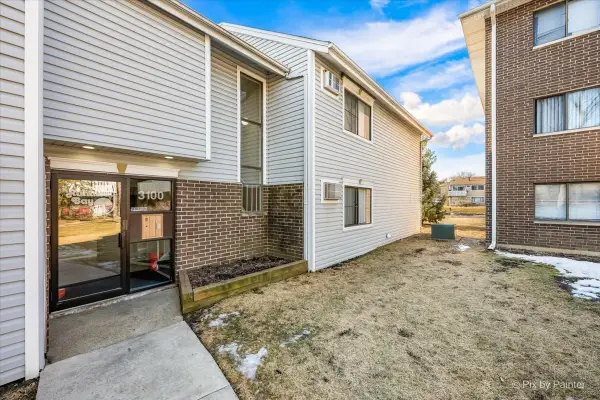 Address Withheld By Seller, Palatine, IL 60074