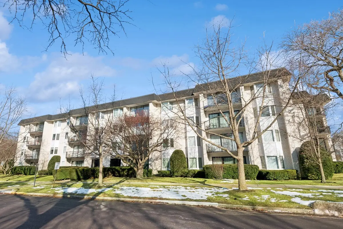 235 Ridge Road #4J, Wilmette, IL 60091 - #1