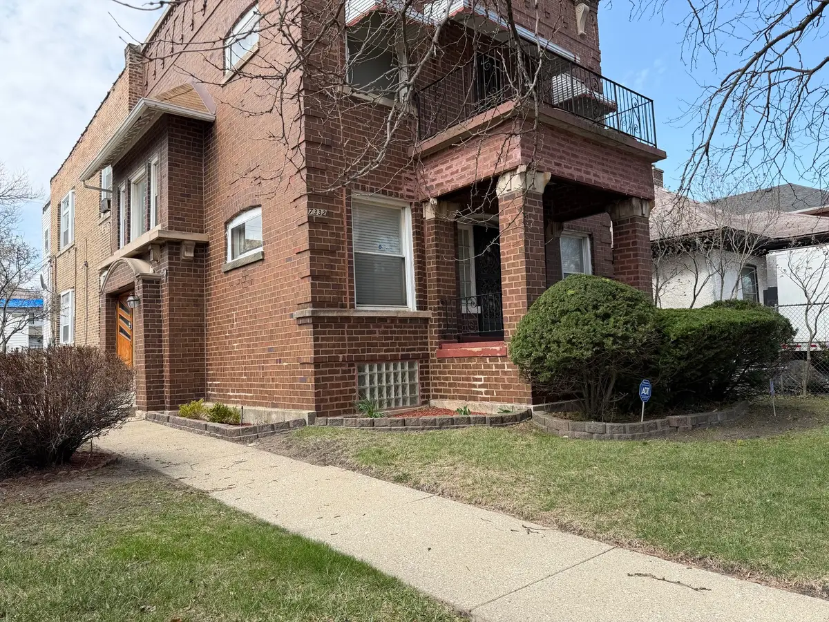 7332 S Luella Avenue, Chicago, IL 60649 - #1