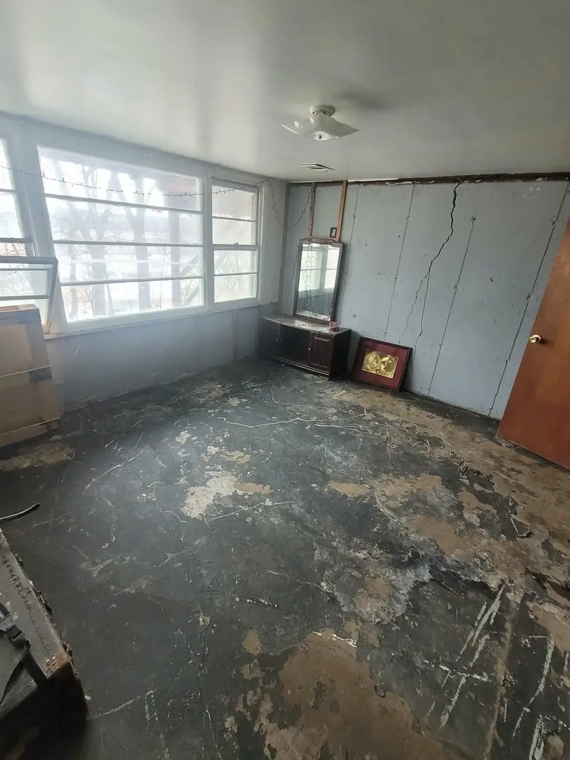 2128 State Street, Peru, IL 61354 - #3