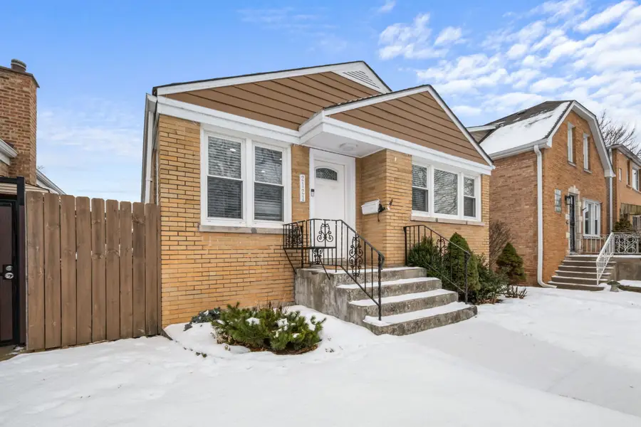 2121 N 75th Avenue, Elmwood Park, IL 60707 - #2