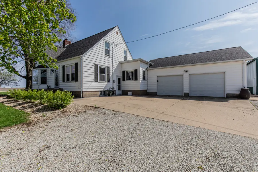 16460  2400 East Street, Princeton, IL 61356 - #2