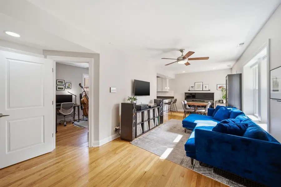 2140 W Addison Street #1D, Chicago, IL 60618 - #3