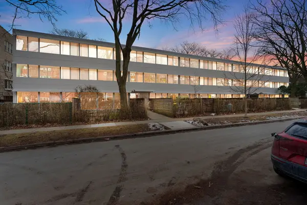 300 N Maple Avenue, Oak Park, IL 60302