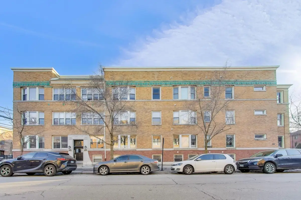 1215 W Sunnyside Avenue #3, Chicago, IL 60640 - #1