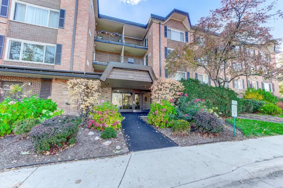 1126 S New Wilke Road #307, Arlington Heights, IL 60005 - #2