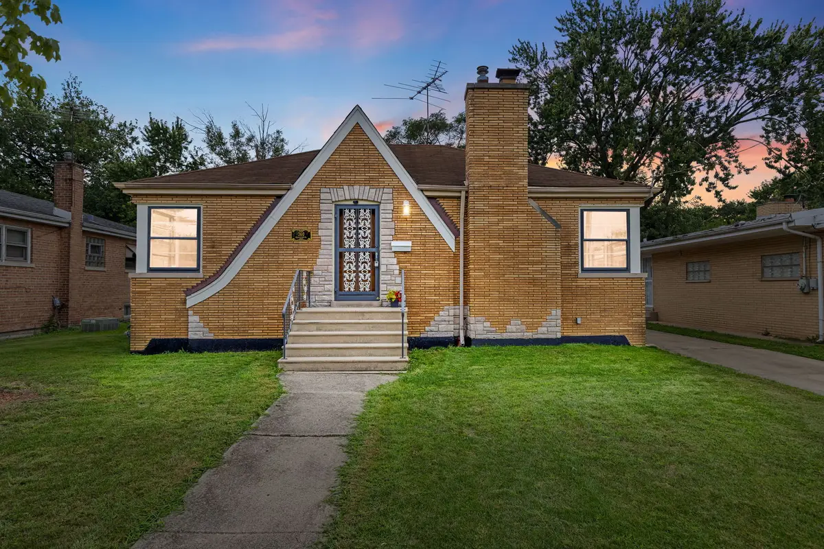 360 Streamside Drive, Harvey, IL 60426 - #1