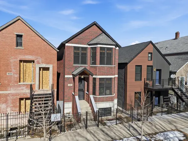 1042 W 34th Place, Chicago, IL 60608