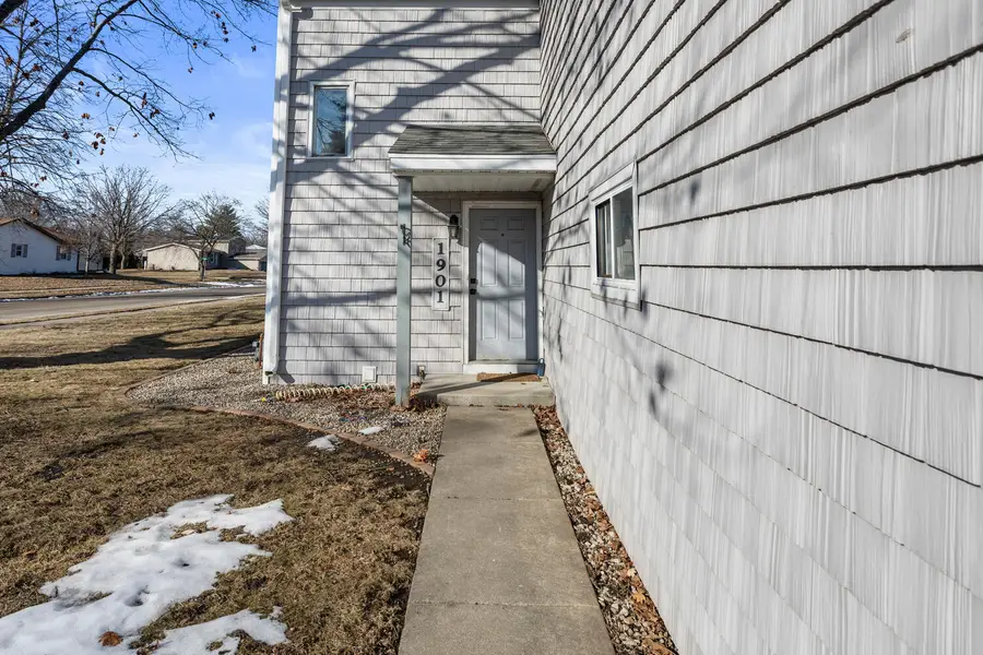 1901 Blackthorn Drive, Champaign, IL 61821 - #3