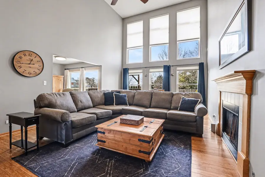 2113 Colonial Street, Aurora, IL 60503 - #2