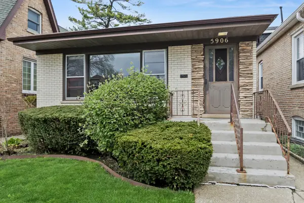 5906 Capulina Avenue, Morton Grove, IL 60053