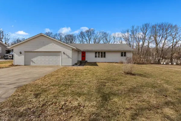 614 S Irving Street, Monticello, IL 61856