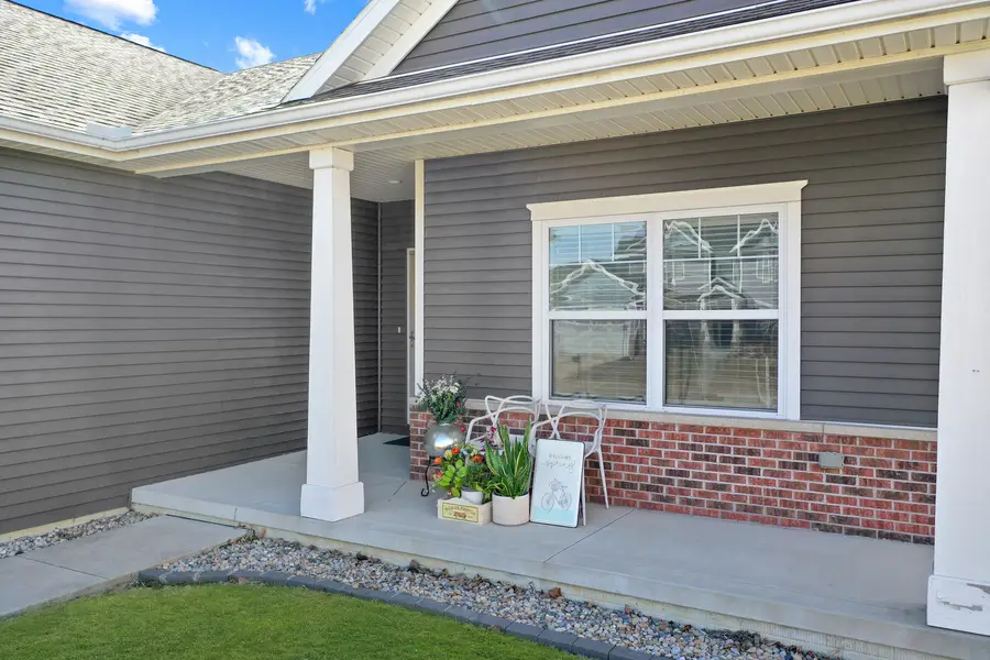 205 Potomac Avenue, Savoy, IL 61874 - #2