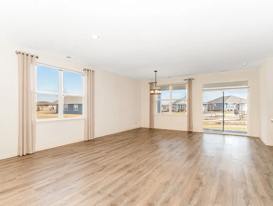 1655 Windsor Road, Pingree Grove, IL 60140 - #2