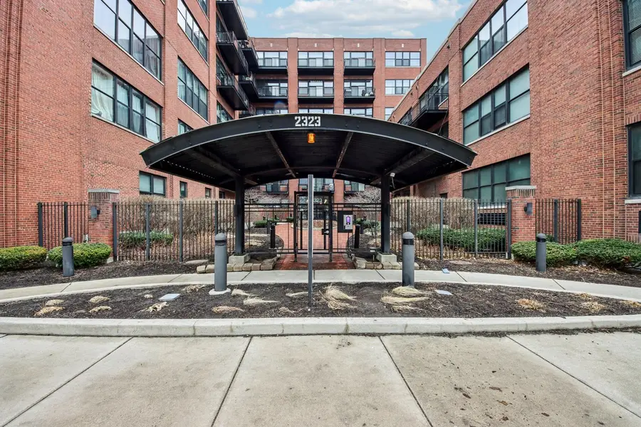 2323 W Pershing Road #228, Chicago, IL 60609 - #3