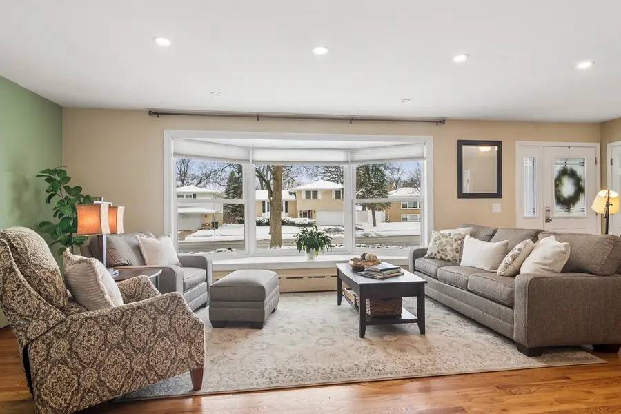 331 S Rammer Avenue, Arlington Heights, IL 60004 - #2