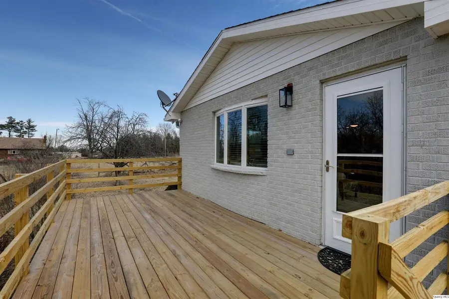 1183 E 1330th St, Quincy, IL 62305 - #3