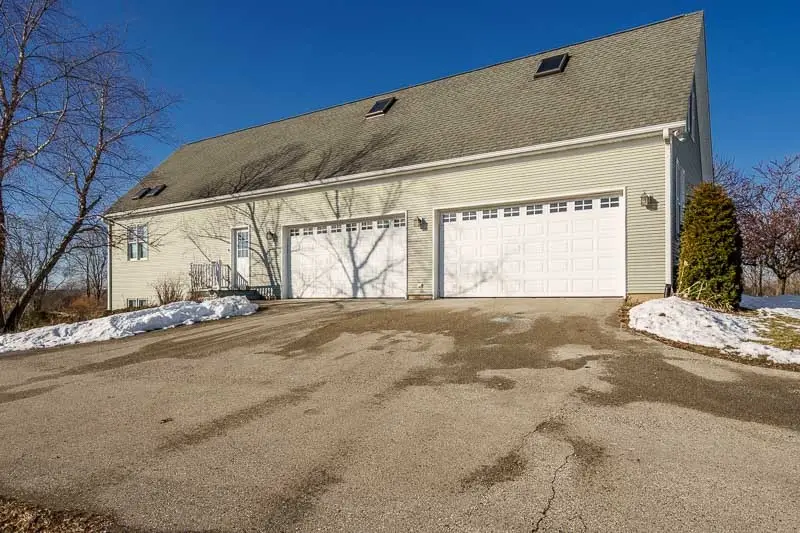 19905 State Line Road, Harvard, IL 60033 - #3