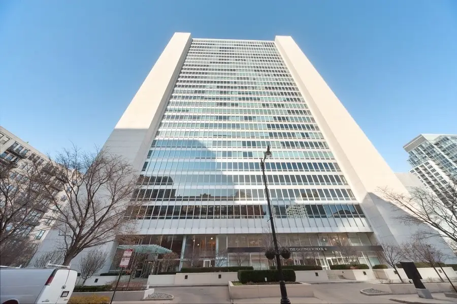 500 W Superior Street #2704, Chicago, IL 60654 - #1