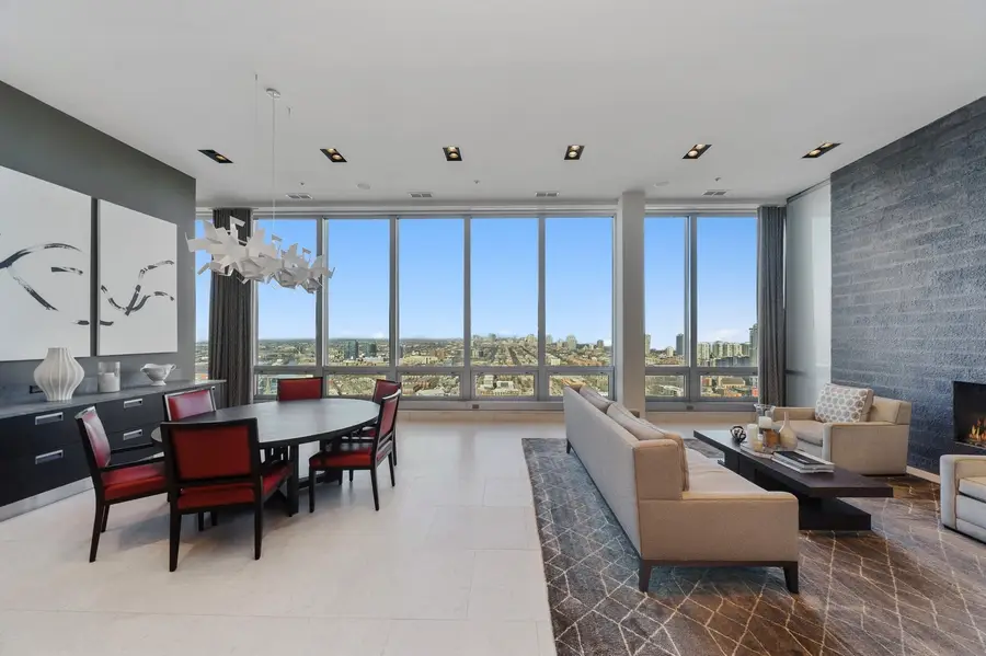 500 W Superior Street #2704, Chicago, IL 60654 - #2