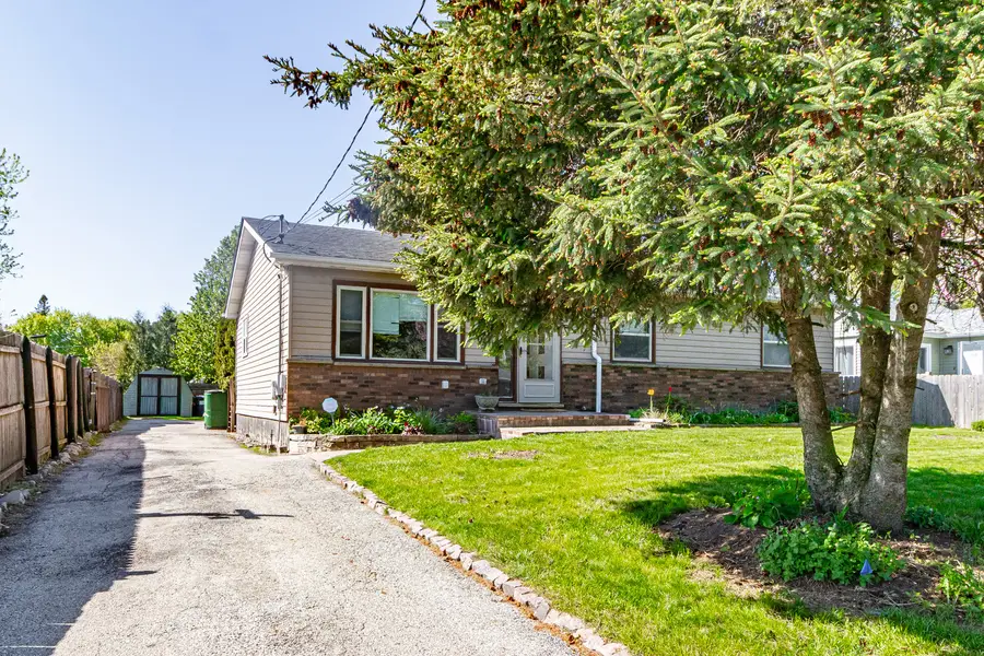 10205 W Chicago Avenue, Beach Park, IL 60099 - #2