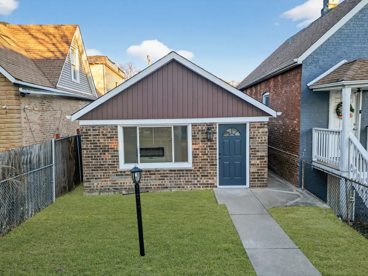 525 N Springfield Avenue, Chicago, IL 60624 - #1