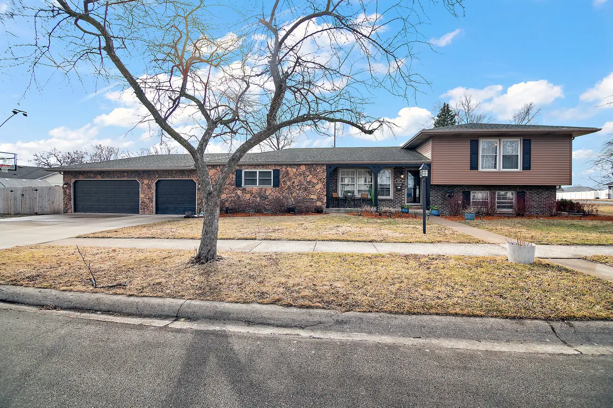 206 Meadows Road South, Bourbonnais, IL 60914 - #1