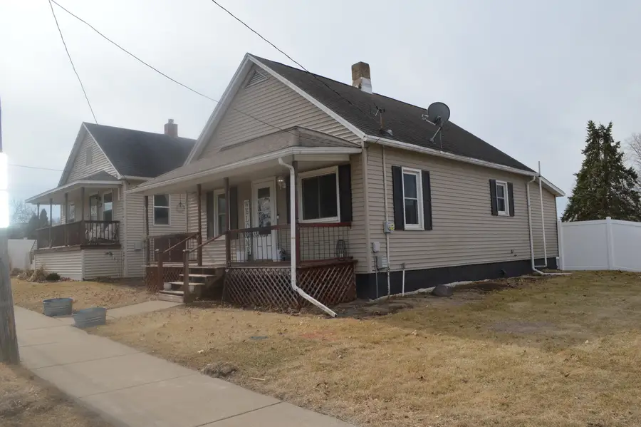 108 N Milwaukee Street, Mark, IL 61340 - #3