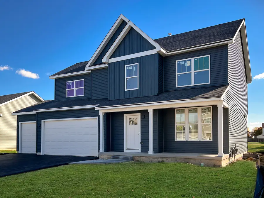 94 W Crabapple Avenue, Cortland, IL 60112 - #2