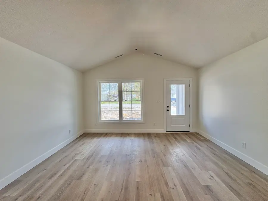 209 Madison Street, Cambria, IL 62915 - #3