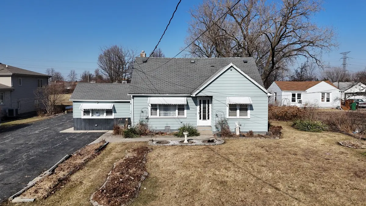 7234 W 85th Street, Bridgeview, IL 60455 - #1