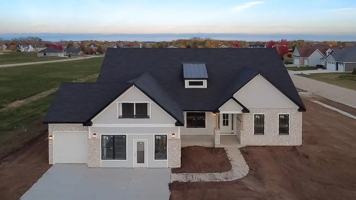 1238 Parkside Drive, Sycamore, IL 60178 - #1