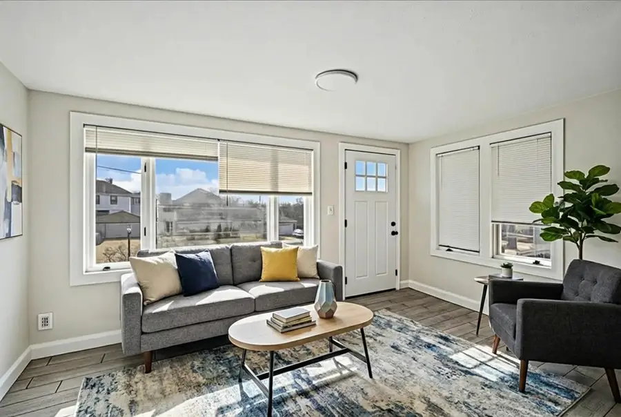 308 Washington Avenue, Highwood, IL 60040 - #2