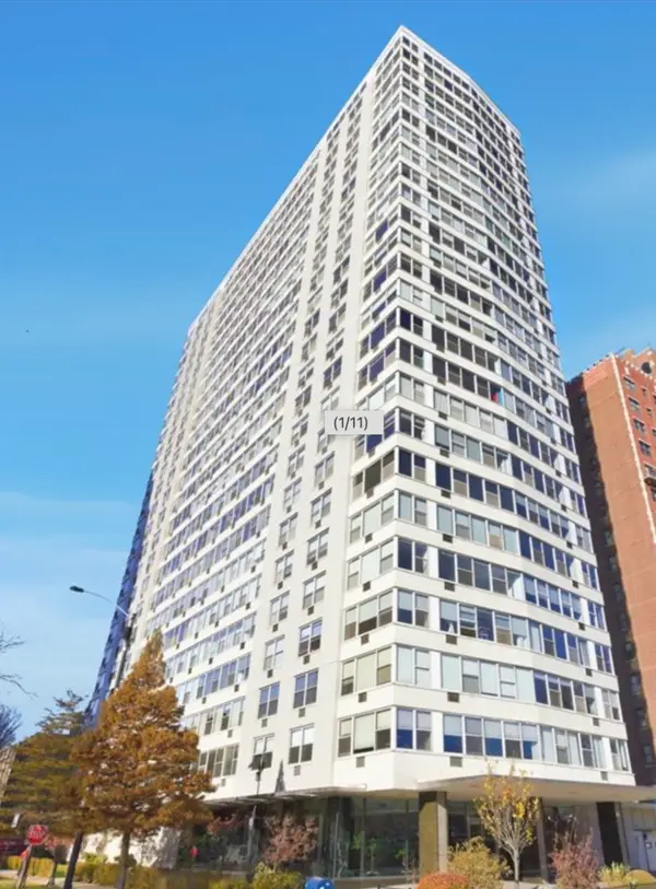 3900 N Lake Shore Drive #20E, Chicago, IL 60613