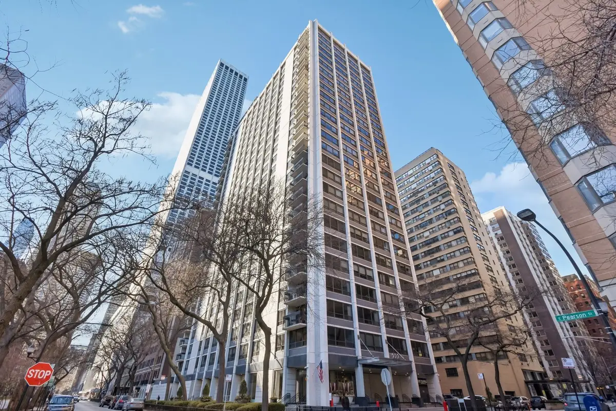 222 E Pearson Street #1009, Chicago, IL 60611 - #1