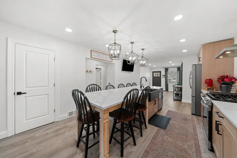 338 Lakelawn Boulevard, Aurora, IL 60506 - #3