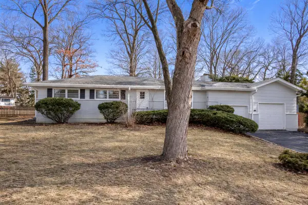 1348 Dairy Lane, Mundelein, IL 60060