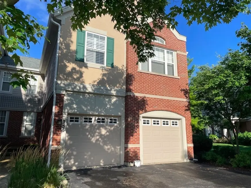 355 N Pine Lake Circle, Vernon Hills, IL 60061 - #2