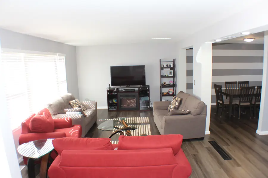 5113 44th Avenue, Moline, IL 61265 - #2