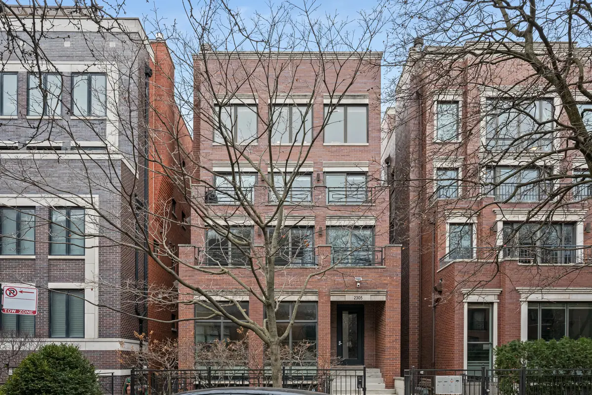 2305 W Wabansia Avenue #4, Chicago, IL 60647 - #1