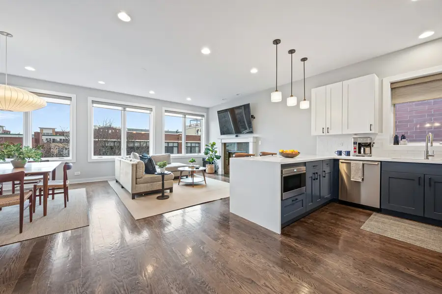 2305 W Wabansia Avenue #4, Chicago, IL 60647 - #2