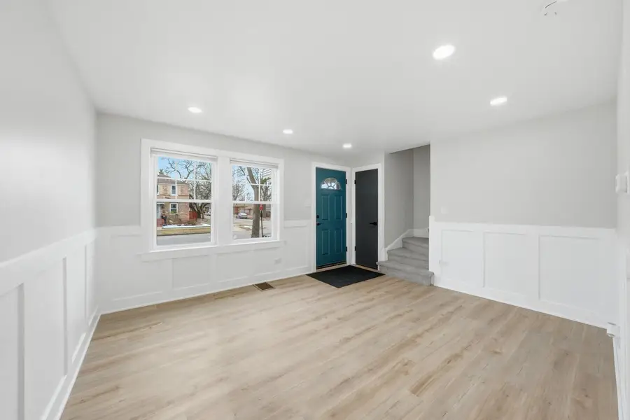 Address Withheld By Seller, Chicago, IL 60652 - #2