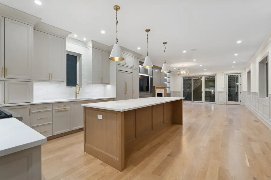 2023 W Augusta Boulevard #1E, Chicago, IL 60622 - #2